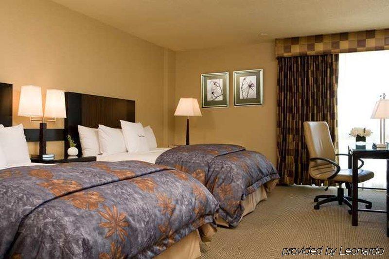 Doubletree By Hilton Jfk Airport 3* New York